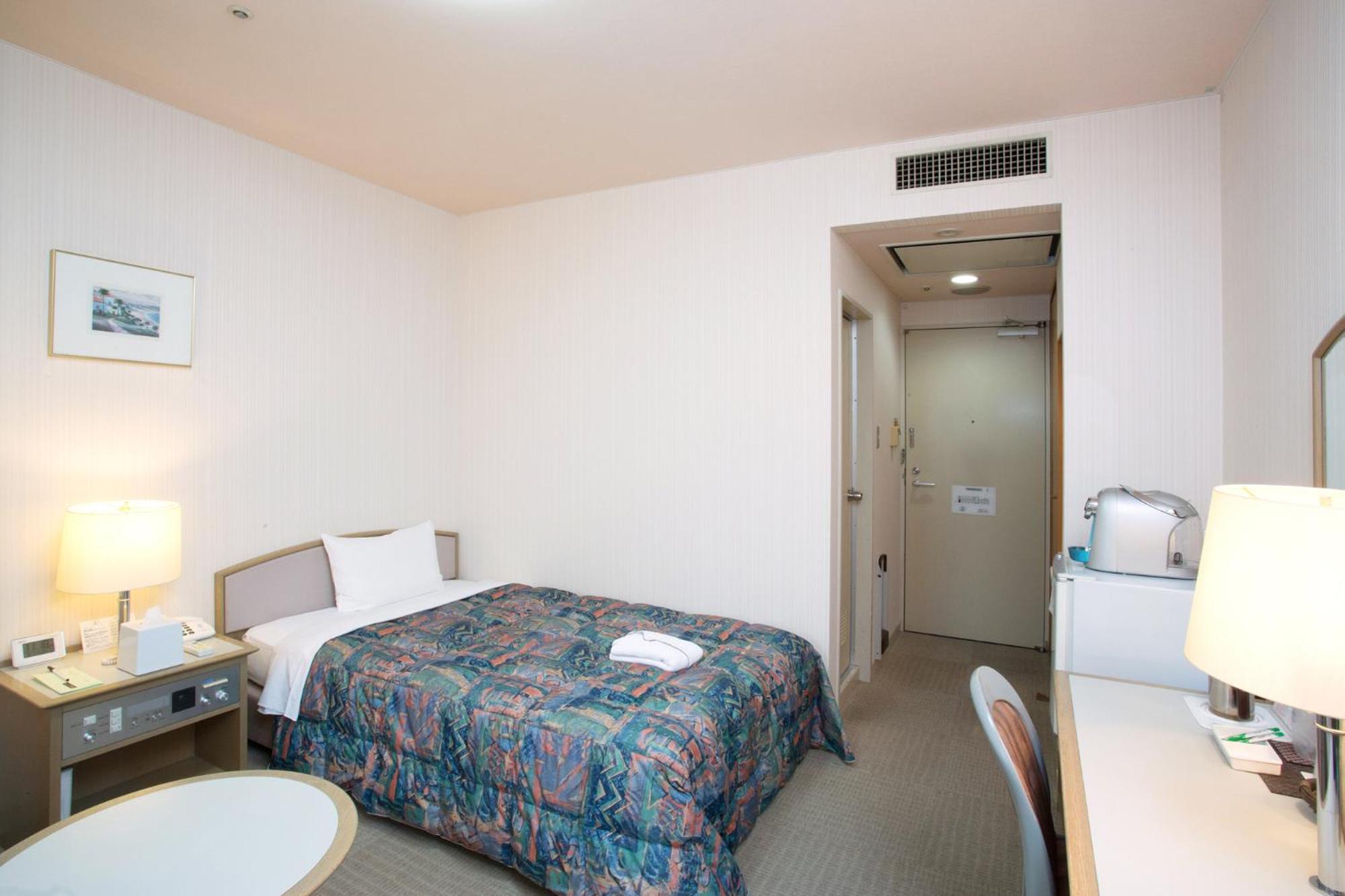 Hotel Rubura Ohzan Nagoya Exteriör bild